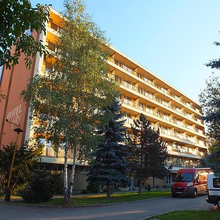 Hotel Garni Povazska Bystrica Exterior photo