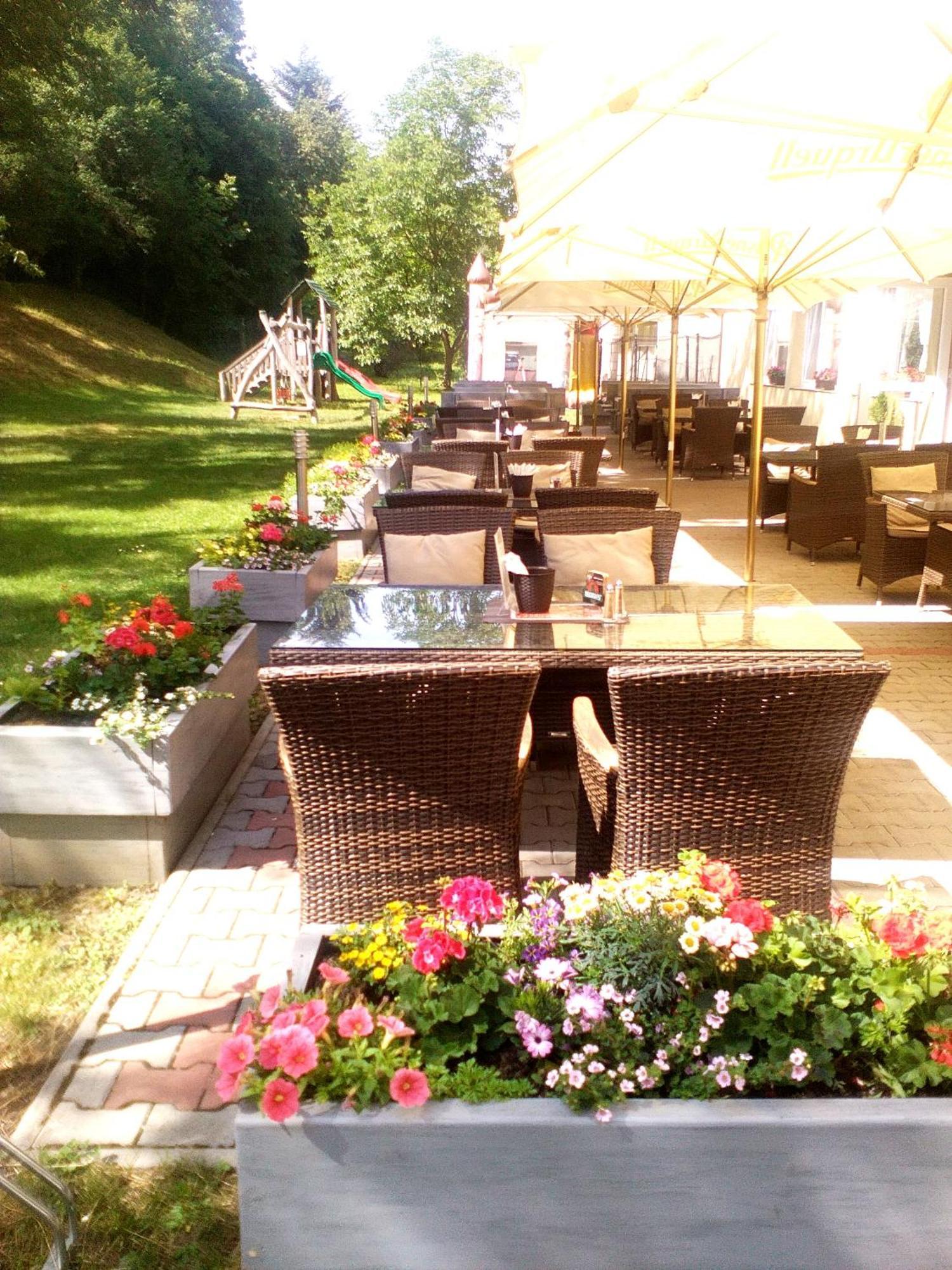 Hotel Garni Povazska Bystrica Exterior photo